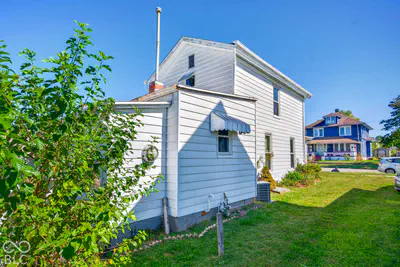 618 S Poplar Street, Seymour - 19
