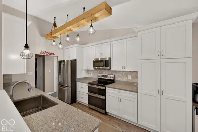 3786 Challenger Drive, Westfield - 14
