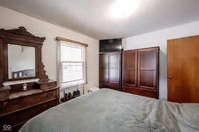 715 Homewood Drive, Carmel - 21