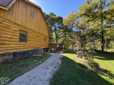 10101 Buckskin Road, Poland - 5
