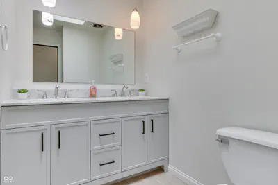 703 Hillcrest Drive, Greenwood - 34
