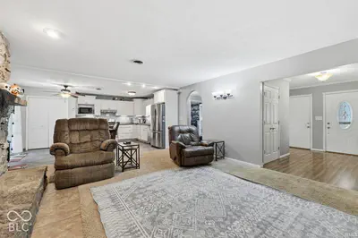8301 Santa Barbara Drive, Muncie - 8
