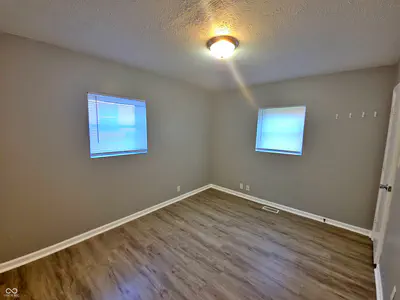 1524 E Legrande Avenue, Indianapolis - 12