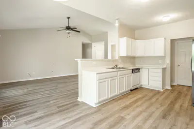 6446 Camarillo Court, Indianapolis - 10