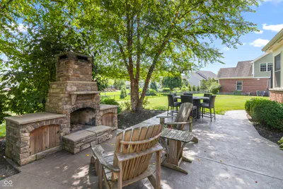 9862 Wading Crane Avenue, Fishers - 9