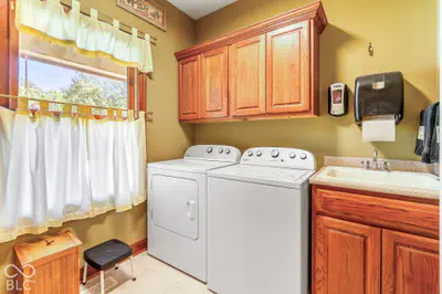 13036 Ragan Lane, Camby - 33