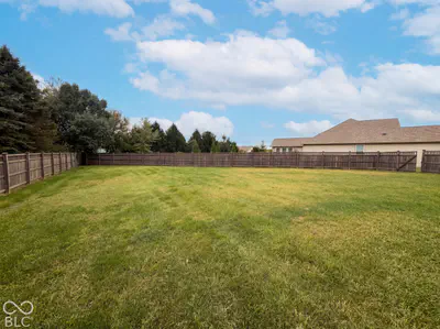 21323 Wharfdale Drive, Noblesville - 60