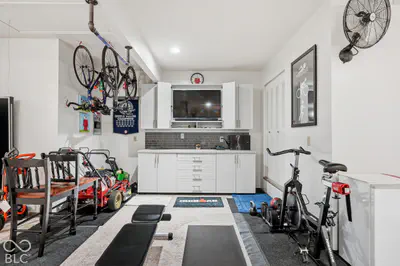 1048 Cobblefield Way, Greenfield - 38