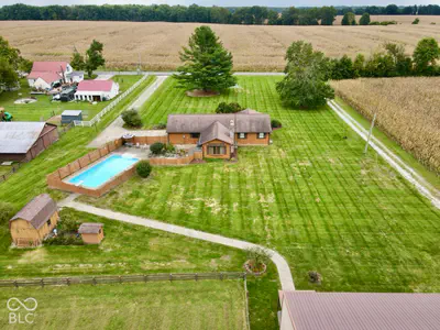 7729 County Road 100, Brazil - 37