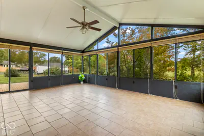 2448 S Sunrise Drive, New Palestine - 21