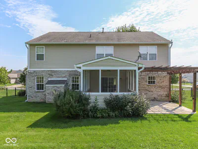 6648 Wilmot Lane, Avon - 37