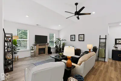 8398 Hulton Road, Pendleton - 14