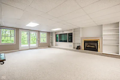 402 Kessler Boulevard West Drive, Indianapolis - 44