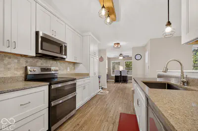 3786 Challenger Drive, Westfield - 12