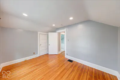 435 E 49th Street, Indianapolis - 34