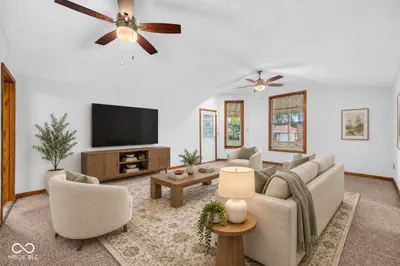 923 Washington Street, Hope - 103