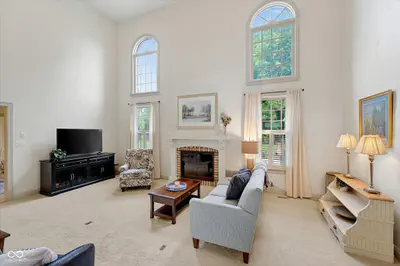 6132 Fox Court, Pendleton - 4