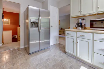 7611 Home Drive, Fishers - 12