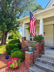 215 College Street, Rockville - 55