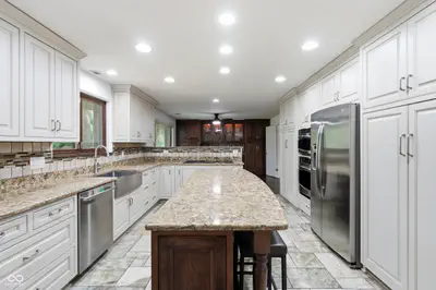 5904 Allisonville Road, Indianapolis - 13