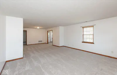5612 Blairwood Drive, Indianapolis - 5