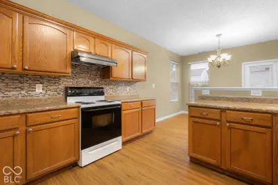 2322 Middle View Drive, Columbus - 20