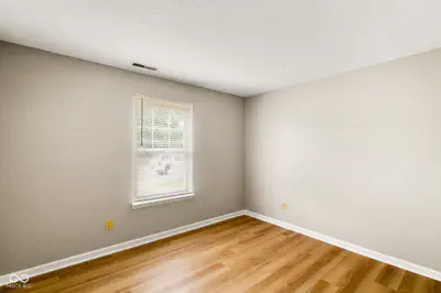 7037 Dewester Drive, Indianapolis - 18
