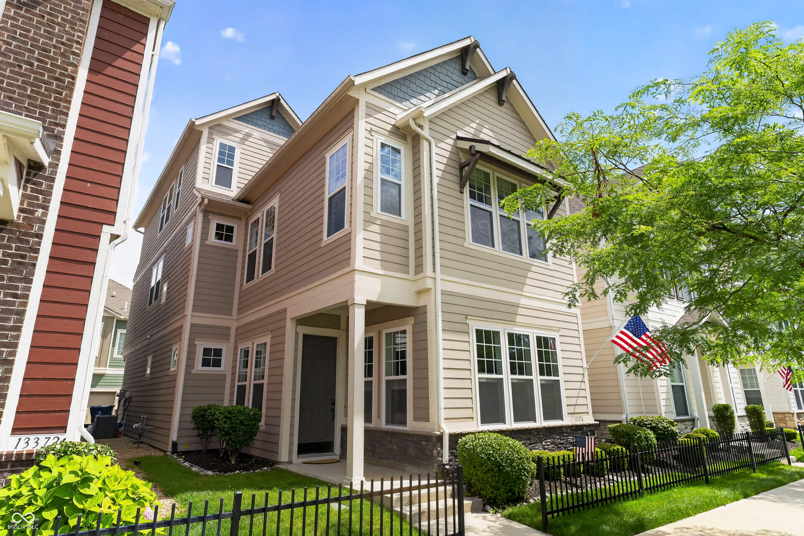 13376 Dorster Street, Fishers