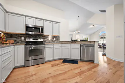 13899 Rue Charlot Lane, McCordsville - 13