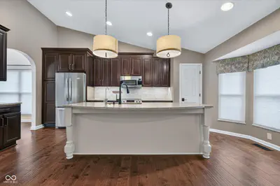 8625 Douglaston Court, Indianapolis - 13