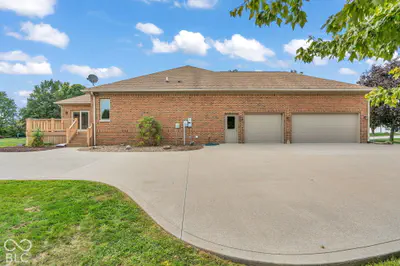 1165 Waterford Drive, Avon - 43