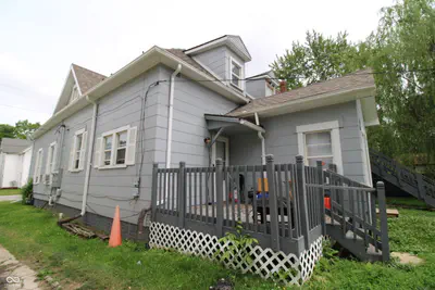 907 Main Street, Muncie - 2