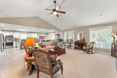 5066 Quincy Court, Columbus - 7