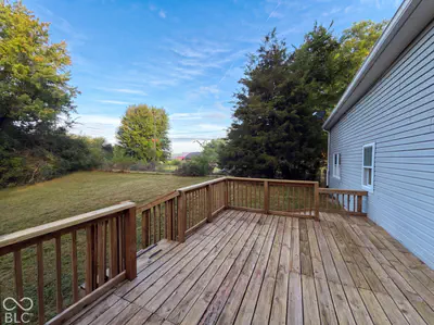 207 E Park Street, Trafalgar - 19