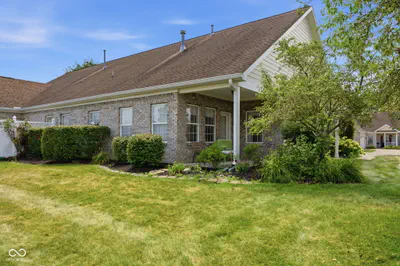 5210 Baltustrol Drive, Avon - 26