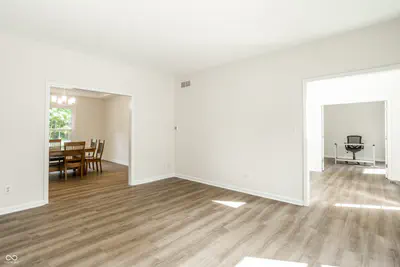 10024 Barth Drive, Zionsville - 14