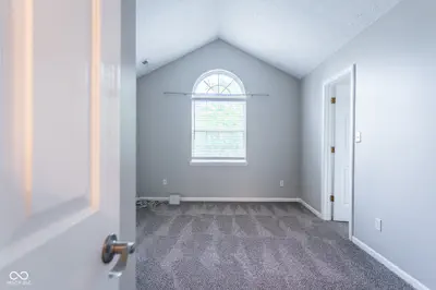 8302 Crystal Pointe Lane, Indianapolis - 43