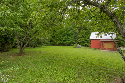 11090 County Road 225 W, Cloverdale - 55