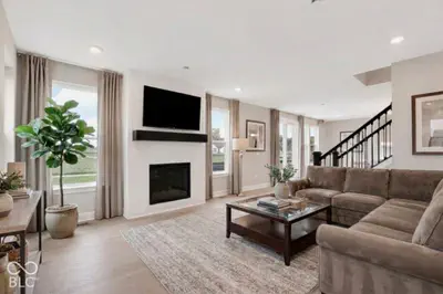 19236 Jacoby Boulevard, Westfield - 3