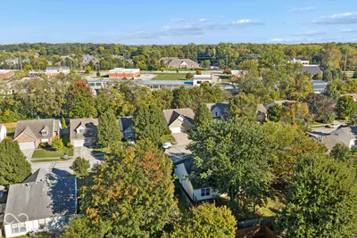 11076 Oakridge Drive, Fishers - 30