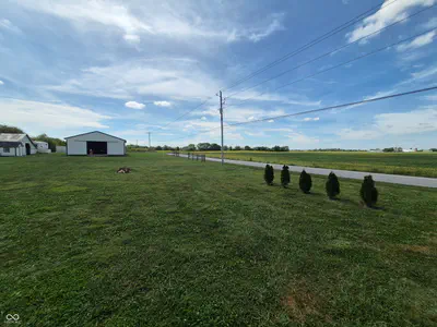6957 300, Whiteland - 13