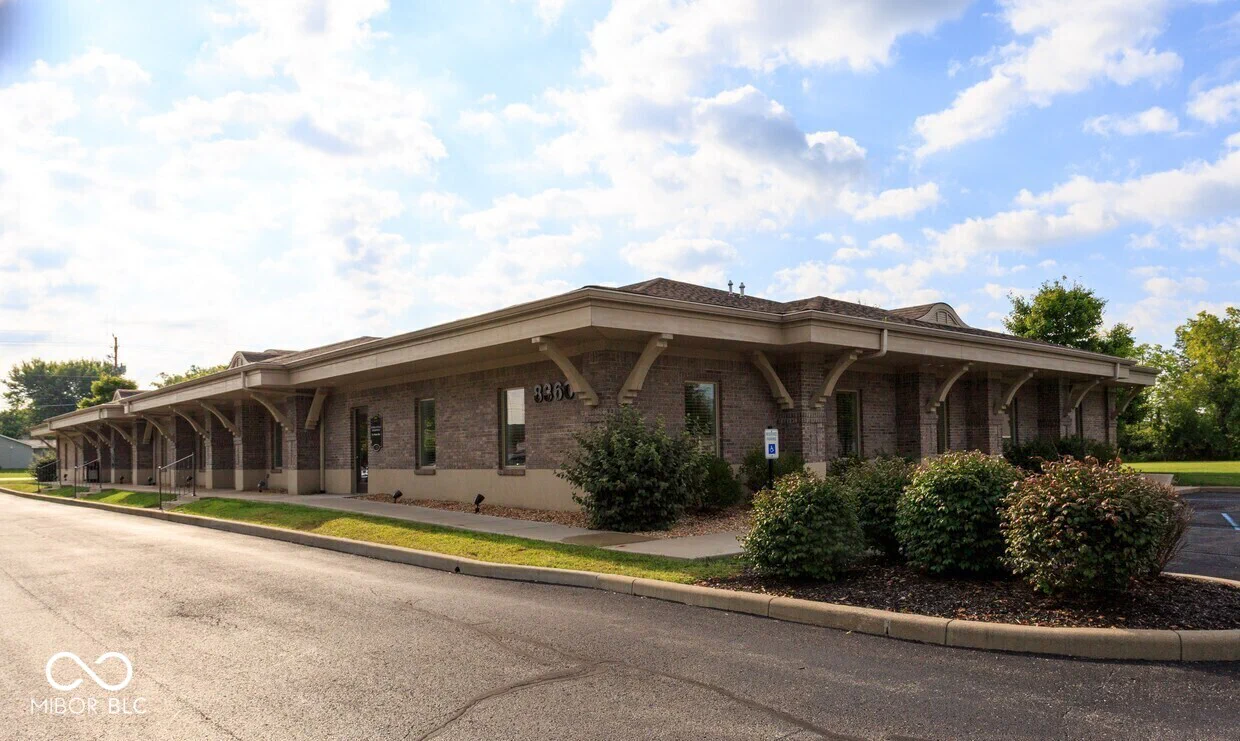 8360 Emerson Avenue, Indianapolis