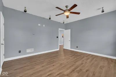 6648 Locust Grove Drive, Indianapolis - 22