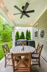 6768 Keepsake Drive, Whitestown - 38