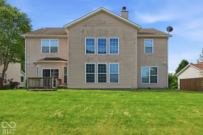 8110 Eskerban Drive, Avon - 24