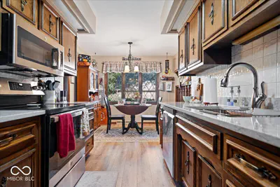 850 Oakwood Drive, Greenwood - 12