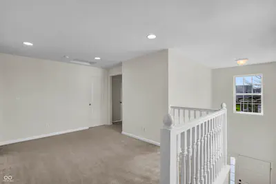 2542 Middle View Drive, Columbus - 22