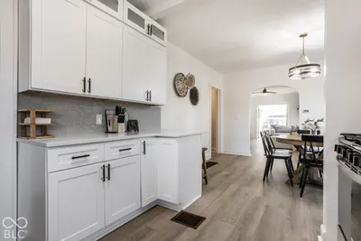 260 W 44th Street, Indianapolis - 16
