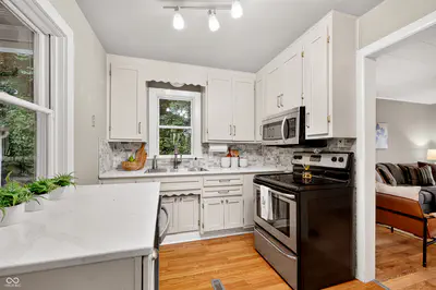 2121 71st Street, Indianapolis - 9