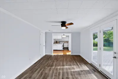 10814 Broadway Street, Carmel - 11